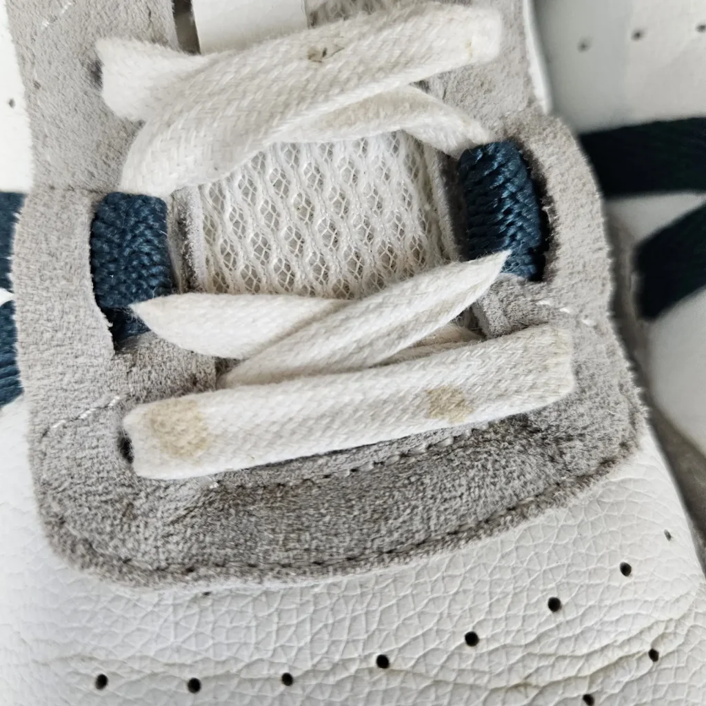 closeup of kelso laces showing how it gets dirty