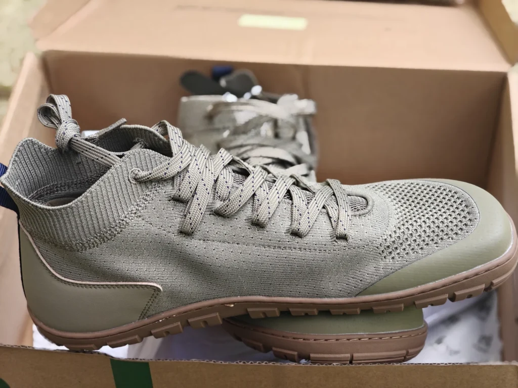 Freet Danum: The new pair in its box.