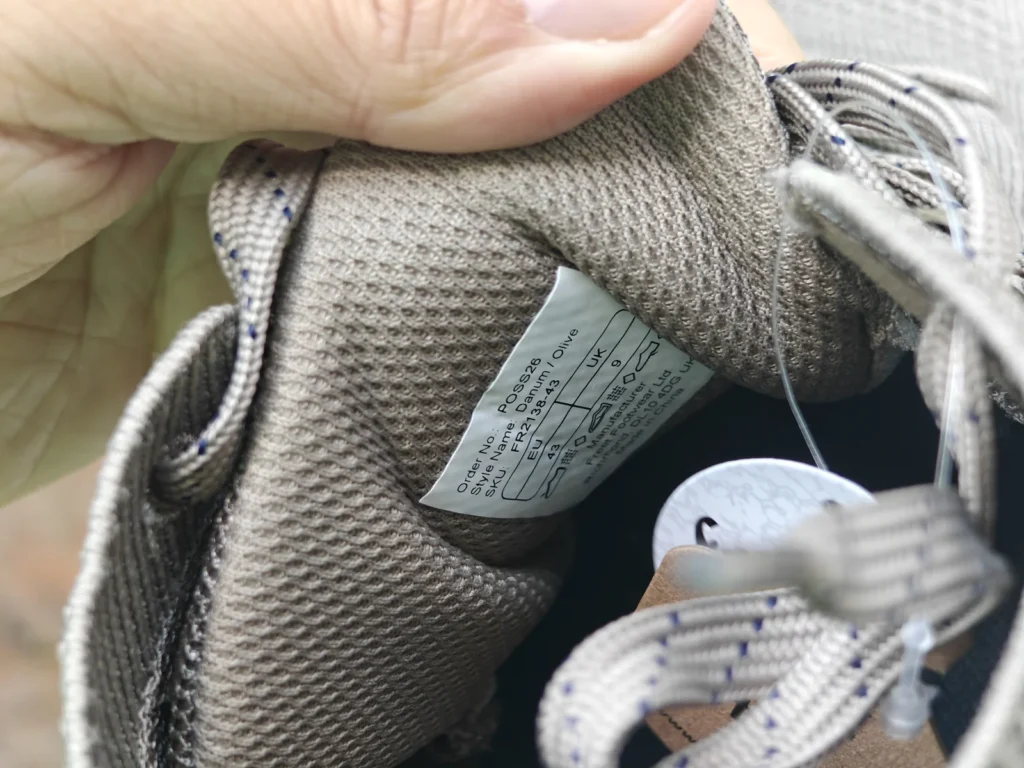 Freet Danum: The tested pair’s size label.